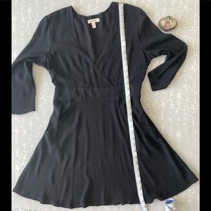Silence + Noise Black V- Neck dress Urban Outfitters size 4